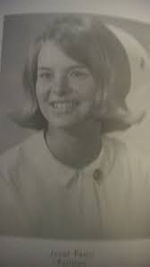 Graduate nurses from Highland School of Nursing, 1944