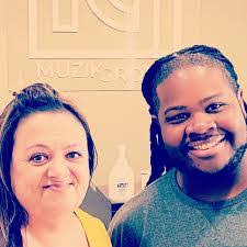 Tammy Renee's Instagram, Twitter & Facebook