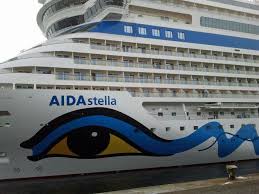Auge In Auge Mit Der Aida Stella C Frank Koebsch Mehr Infos Unter Http Frankkoebsch Wordpress Com 2013 03 16 Aida St Aida Kreuzfahrten Kreuzfahrt Schiff