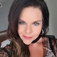 Crystal Wiley's Instagram, Twitter & Facebook