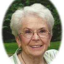 Lucille Tuttle's Instagram, Twitter & Facebook