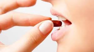 هل تعاني مشكلة بلع حبة الدواء إليك هذه الطرق النهار