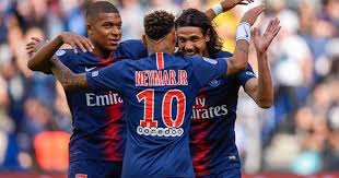 Les mancuniens et leur jeu direct posent beaucoup de problèmes aux milieux de terrains. Tv Manchester United Vs Psg Live Online Home Facebook