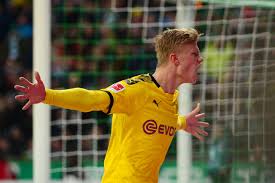 The karim benzema problem is not just a simple football problem, it has been politicized,also didier deschamps has never been a fan of karim benzema and vice versa. Why Real Madrid Should Sign Erling Haaland As Karim Benzema S Successor