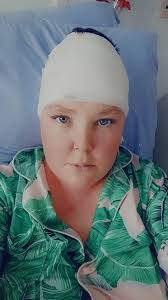 Rachael Hopper's Instagram, Twitter & Facebook