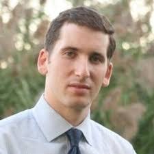 Uri Schneider's Instagram, Twitter & Facebook