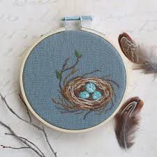 Violet hand embroidered heather flower circle wall art. Embroidery Art Embroidery Wall Hanging Hand Embroidered Hoop Art Bird Bird Home Decor Finished Embroidery Fiber Arts Art Collectibles Kromasol Com