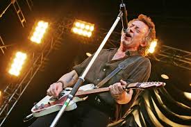 Ulf gerhard lundell, född 20 november 1949 i stockholm, är en svensk musiker, författare och konstnär. About Ulf Lundell Swedish Rock Singer And Songwriter Born 1949 Biography Discography Facts Career Wiki Life