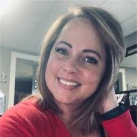 Kristen Showalter's Instagram, Twitter & Facebook