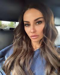 Jennifer Lee Comer (@jennblumberg) • Instagram photos and videos