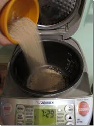 Then add in 3 cups of water (or milk if you prefer a creamier oatmeal). How To Make Oatmeal In A Rice Cooker Aroma Rice Cooker Rice Cooker Recipes Cooking Oatmeal