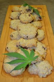 Beurre De Cannabis Vegetalien Cuisiner A L Huile De Coco Alchimiaweb
