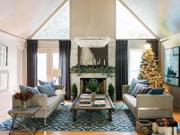 Get inspired and shop for modern furniture and stylish home decor including window coverings, bedding, wall decor and more! Modern Christmas Decor How To Create A Modern Holiday Hgtv