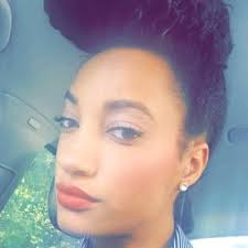 Melanie Boykin (@melbeezy19)