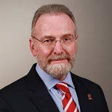 William Lowe's Instagram, Twitter & Facebook