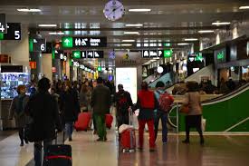 Estacion de tren madrid chamartin. La Estacion De Chamartin En Madrid Ogotours Madrid