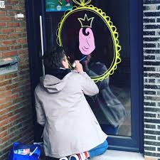 Maybe you would like to learn more about one of these? Quarantekenen Lokeren Giet Raamtekeningen In Kijk En Vertelwandeling Lokeren Hln Be