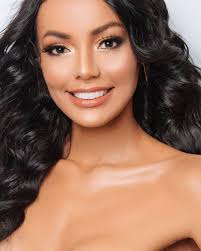 MISS COLOMBIA UNIVERSE