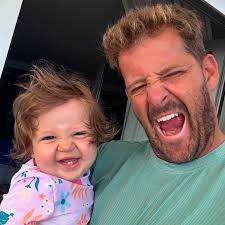 Been in Tenerife for couple days now! ! Wind hasn't been great, conditions  here are difficult and I was trying to adapt as much as I can with bigger  equipment ! Swipe