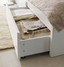 Inspiration Fur Dein Schlafzimmer Bett Mit Aufbewahrung Bett Lagerung Und Ikea Malm Bett