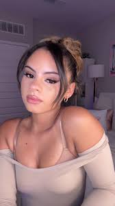 Todays glam💖💕👼🏼✨ , i have been breaking out a lot recently and all the  makeup i used today helps cover it so well ☺️🫶🫶