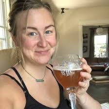 Lyndsi Brown's Instagram, Twitter & Facebook