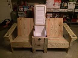 How To Build A Double Chair Bench With A Cooler Pallet Furniture Outdoor Pallet Furniture Furniture