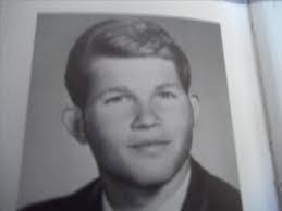 Carrie Grissom's Instagram, Twitter & Facebook