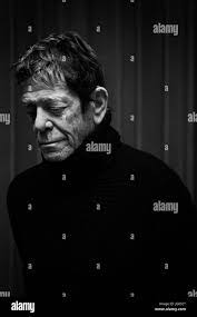 Mary Sampietro's Instagram, Twitter & Facebook