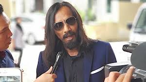 6 artis ini menerusi kenyataan yang dikeluarkan mereka percaya bahawa farid tidak bersalah malah ada yang. Akibat Laporan Polis Dibuat Farid Kamil Pelakon Sofi Jikan Ditahan Positif Dadah