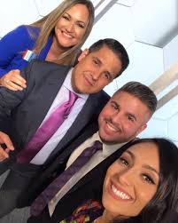 Nuestro #selfie ANTES y DESPUÉS 📸 Contigo cada tarde (4-5:30pm) en vivo  @NoticentroWapa Edición Estelar. 🎥 Swipe...