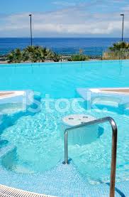 Schwimmbad Mit Whirlpool Luxus Hotel Insel Teneriffa Spa Stockfotos Freeimages Com