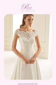 Kaufen sie hochzeitskleider jetzt zum kleinen preis online auf lightinthebox.com! Brautkleid Schlicht Mit Spitze Und Aus Chiffon Das Brautkleid Arizona Von Bianco Evento Hat Einen Schlichten Chiffon Roc Brautkleid Schlicht Brautkleid Braut