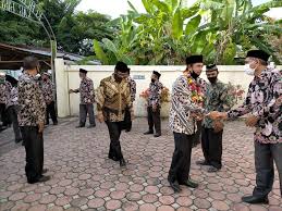 Kemenag terbitkan izin operasional 26 lembaga pendidikan keagamaan berbasis pesantren kemenag lakukan verifikasi faktual kemandirian pesantren ma'had aly mudi mesjid raya aceh buka jenjang s2 Kunjungan Perdana Ke Bireuen Kakanwil Kemenag Aceh Dipeusijuk