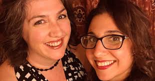 Ten years of Jen. I really can't believe it. Ten years as my right hand  woman. Ride or die. 116 weddings that she's been a part of planning. Green  Apple doesn't happen