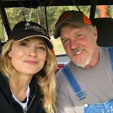 Trinity Adkins (@Trinity71363669)