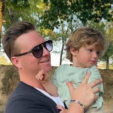 Brandon Breon's Instagram, Twitter & Facebook