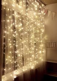 Pin By Dasmine Hodgkin On Decoracion De Recamara Fairy Lights Bedroom Curtain Lights Light Curtains Bedroom