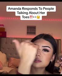 Amanda Big Toes
