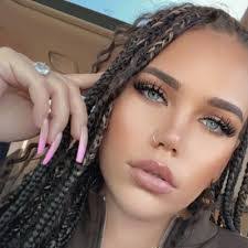 Jamie Kerner's Instagram, Twitter & Facebook