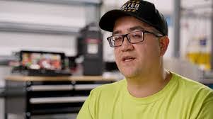 Alex Chmura's Instagram, Twitter & Facebook