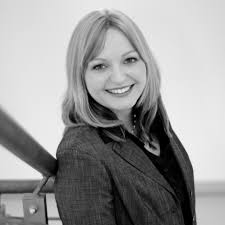 A republican, she served in the iowa state senate from 2011 to 2014. Nicole Ernst In Der Xing Personensuche Finden Xing