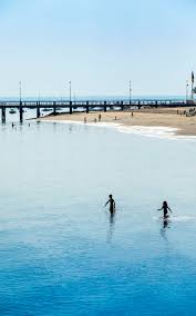 Truly, it is one of the most beautiful small towns of france. Strande Arcachon Office De Tourisme Des Congres De La Culture Et Du Commerce