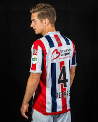 9,180 likes · 527 talking about this. Willem Ii Thuisshirt 2020 2021 Voetbalshirts Com