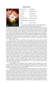 Tidak menampilkan sinopsis film c. Resensi Film Habibie Ainun