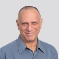 Correo electrónico y teléfono de Chris Brzezinski