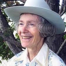 Gillian Higgins's Instagram, Twitter & Facebook