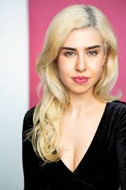 Anna Paulette's Instagram, Twitter & Facebook