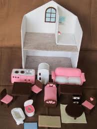 шкаф мебель из картона для кукол своими руками выкройки и схемы Iz Fetra Mk I Vykrojki Juguetes De Fieltro Casa De Fieltro Casa De Juguete