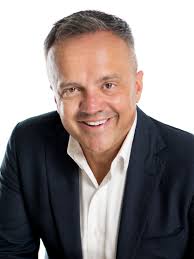 Martin Dostie, REALTOR®, Martin Dostie Group